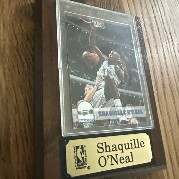 1993-94 NBA Hoops - Shaquille O'Neal #155 Wood Mounted Small Crack - Picture 3 of 6